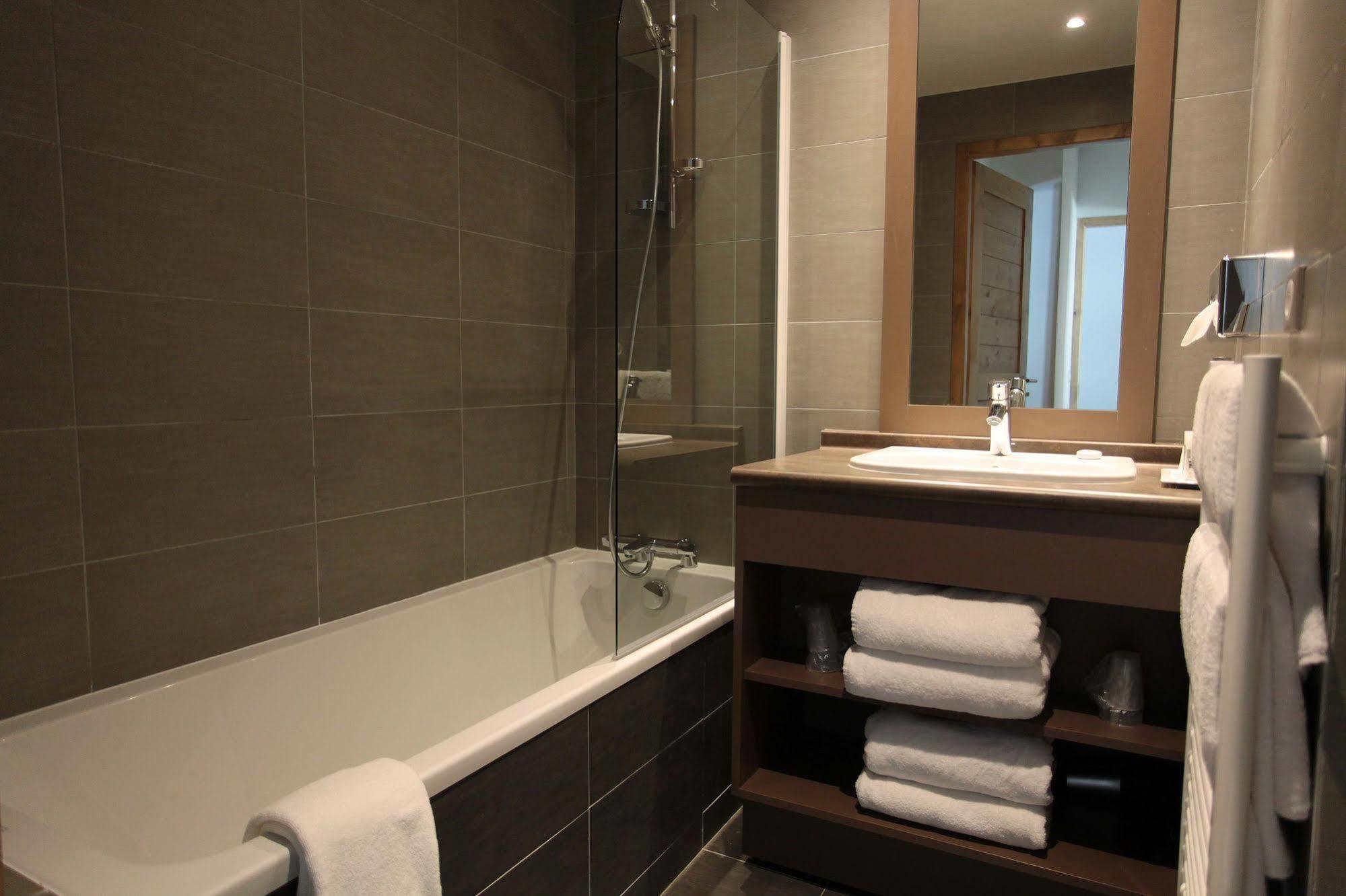 Residence Le Chalet Du Mont Vallon Сен-Мартен-де-Бельвиль Экстерьер фото
